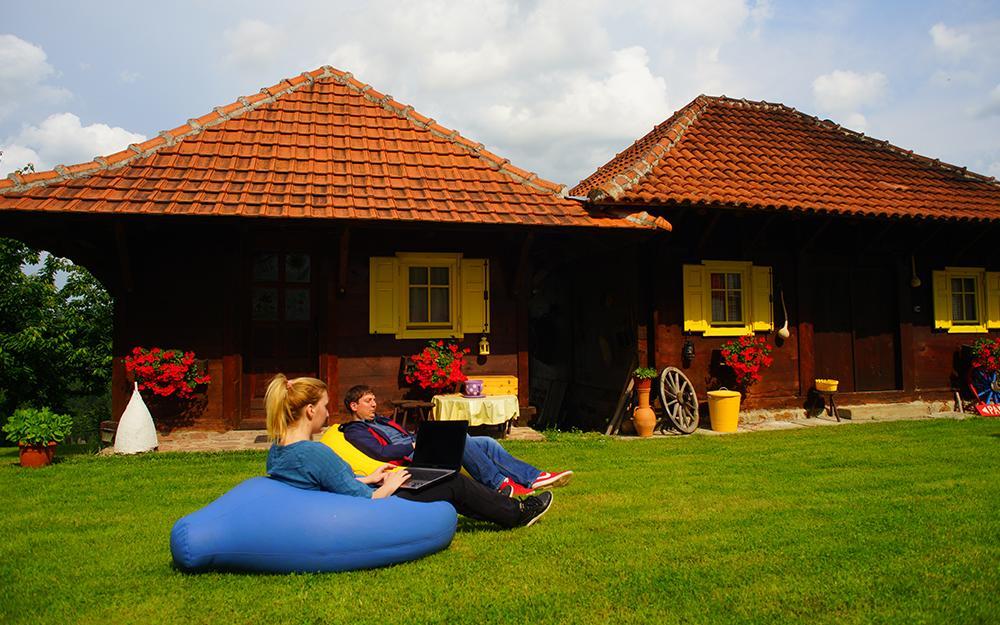 Etno Selo Rajski Konaci Leusici Bagian luar foto